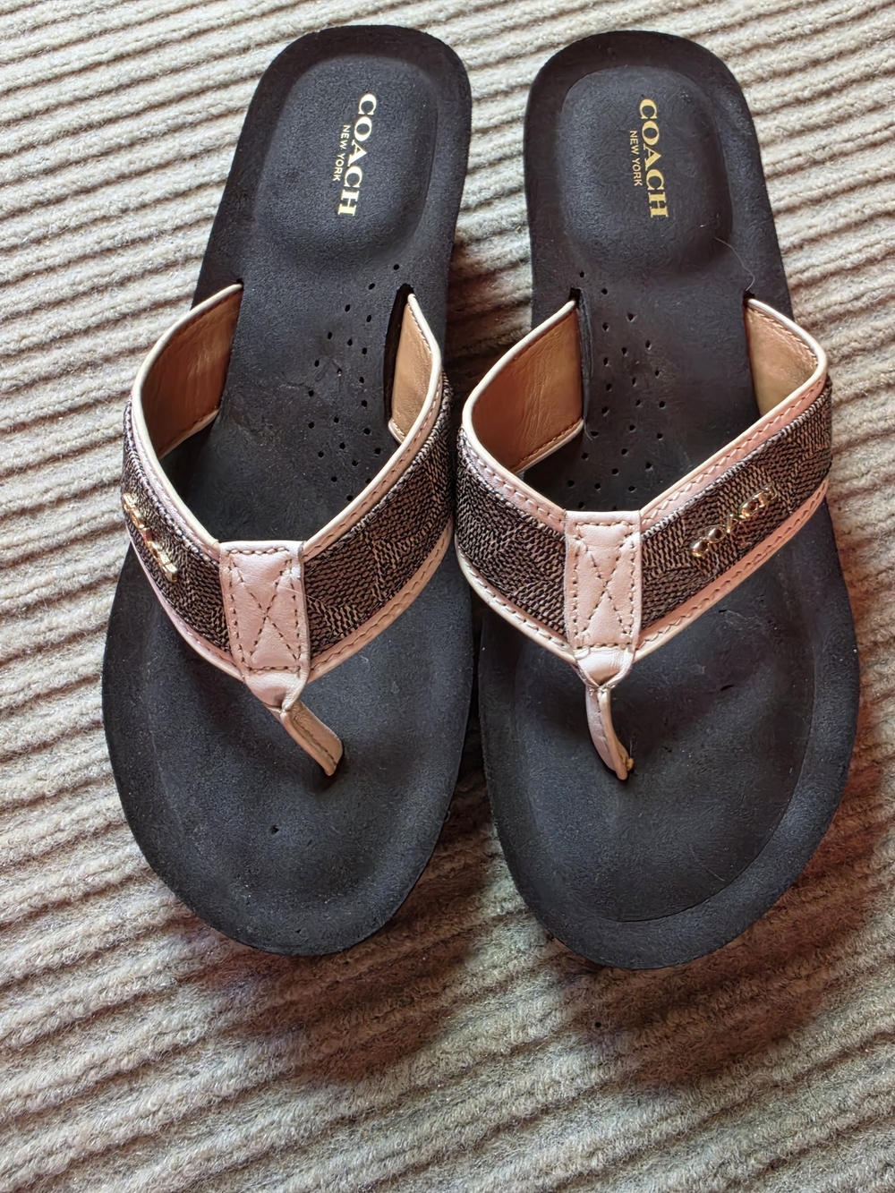 COACH Signature Logo Brown Jolene Platform Wedge Flip Flop Shoes; SIZE 8.5B EUC